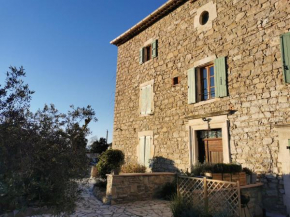 Bastide Cévenole en pierre avec Piscine